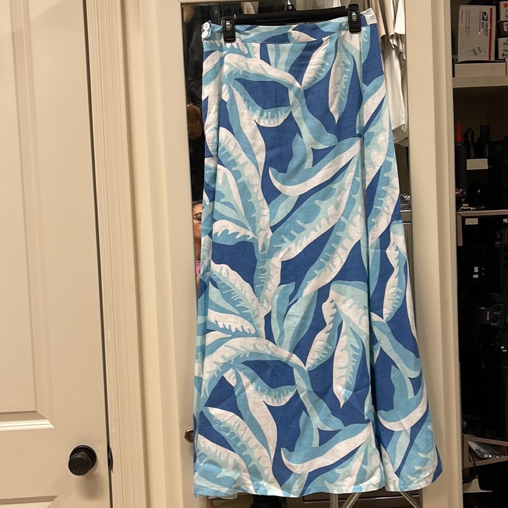 Island Company Blue & White Tropical Wrap Swim Coverup - Picture 3 of 3